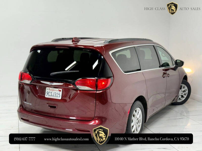 2020 Chrysler Voyager LXi