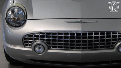 2004 Ford Thunderbird Deluxe