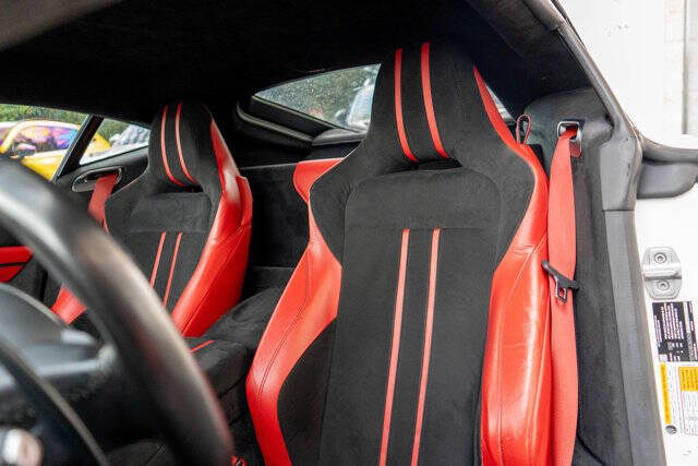 2020 Aston Martin Vantage