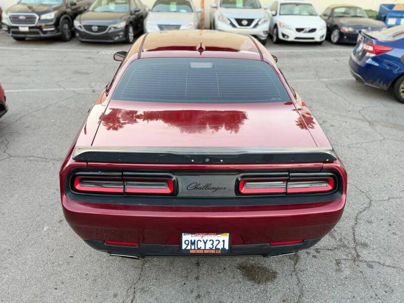 2017 Dodge Challenger