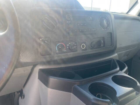 2010 Ford E-Series E-250