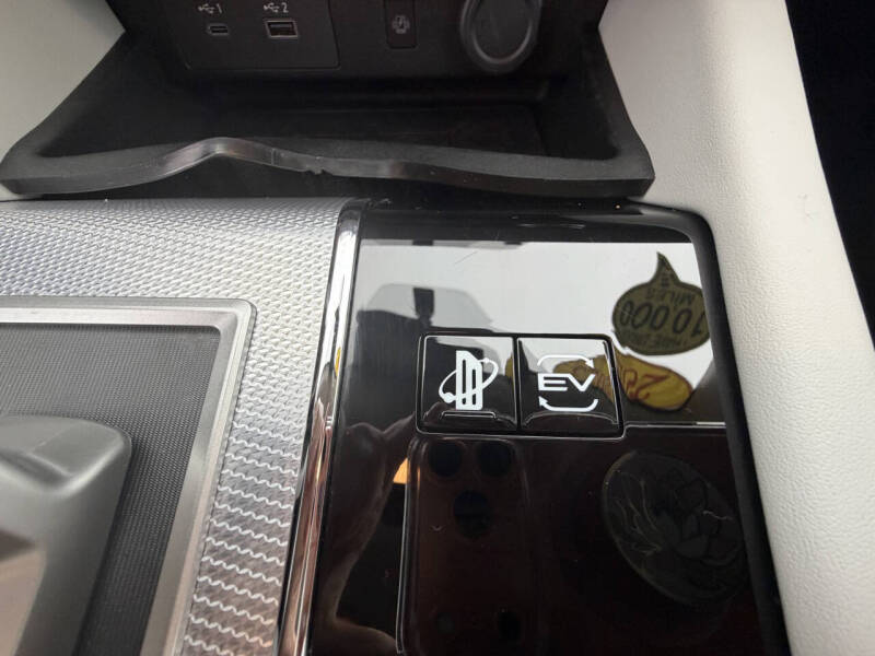 2023 Mitsubishi Outlander PHEV SEL