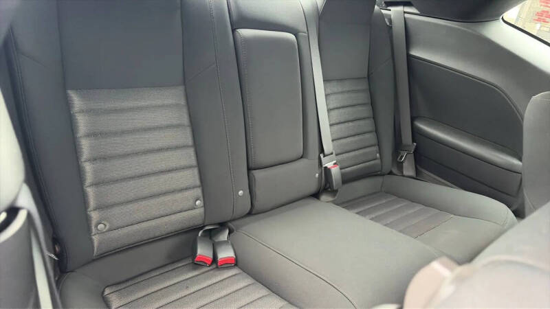 2009 Dodge Challenger SE