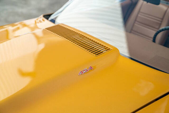 1973 Chevrolet Corvette 15