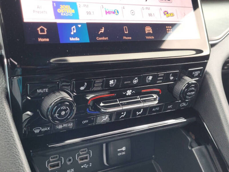 2025 Jeep Grand Cherokee Overland