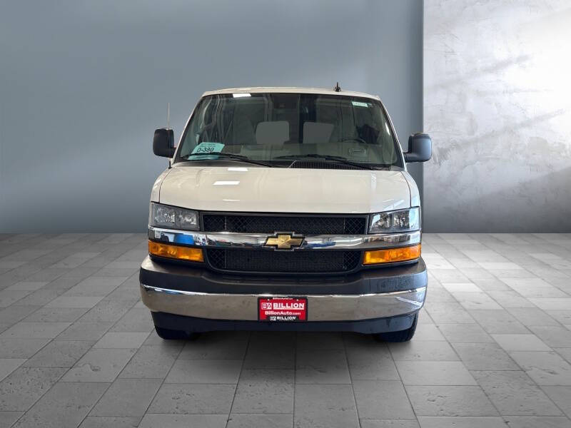 2024 Chevrolet Express LT 2500
