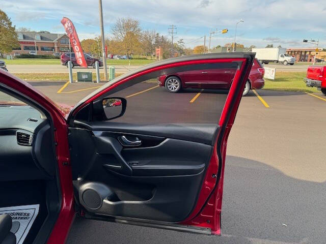 2017 Nissan Rogue Sport SV