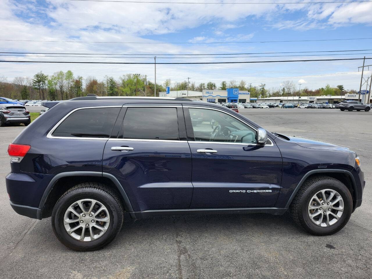 2015 Jeep Grand Cherokee for sale at Streeters Vehicle Sales in Plattsburgh, NY