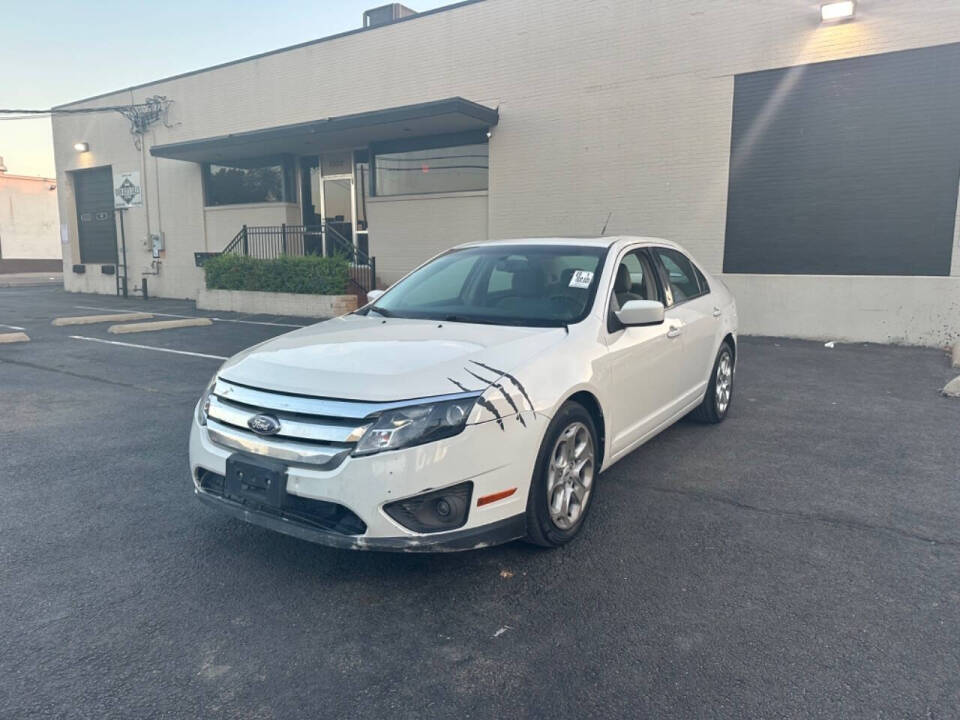 2010 Ford Fusion for sale at Sarenco Auto Inc in Dallas, TX