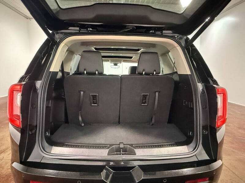 2022 GMC Acadia Denali