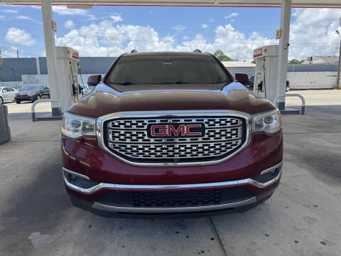 2017 GMC Acadia Denali