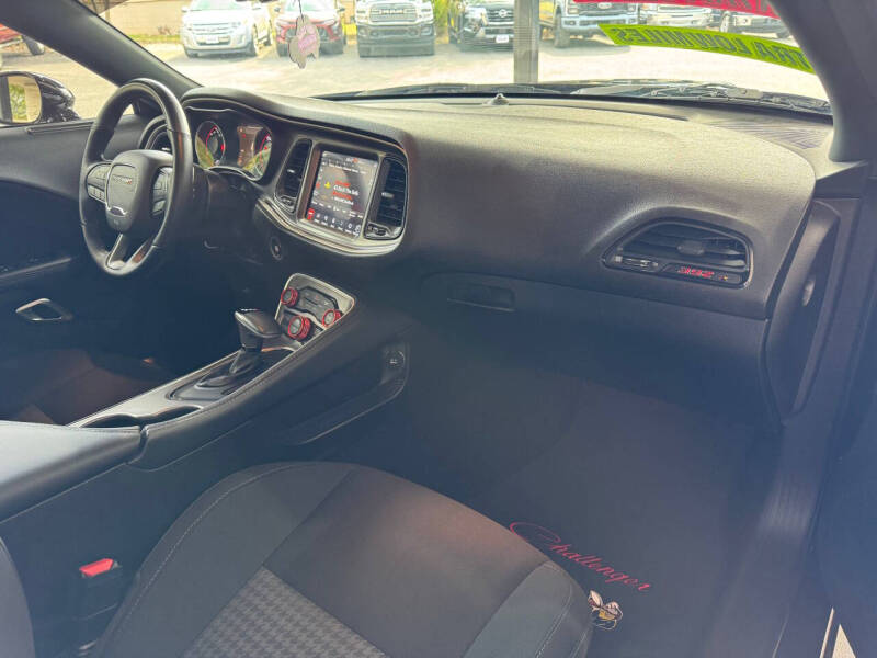 2022 Dodge Challenger