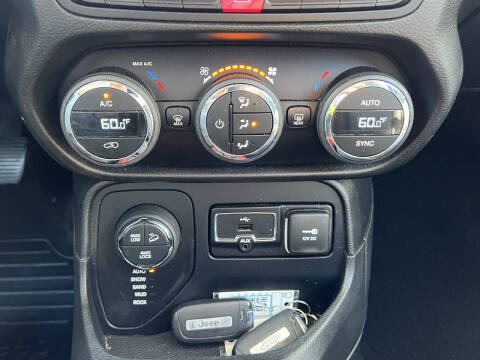 2016 Jeep Renegade Trailhawk