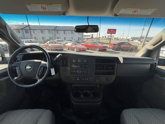 2021 Chevrolet Express 2500