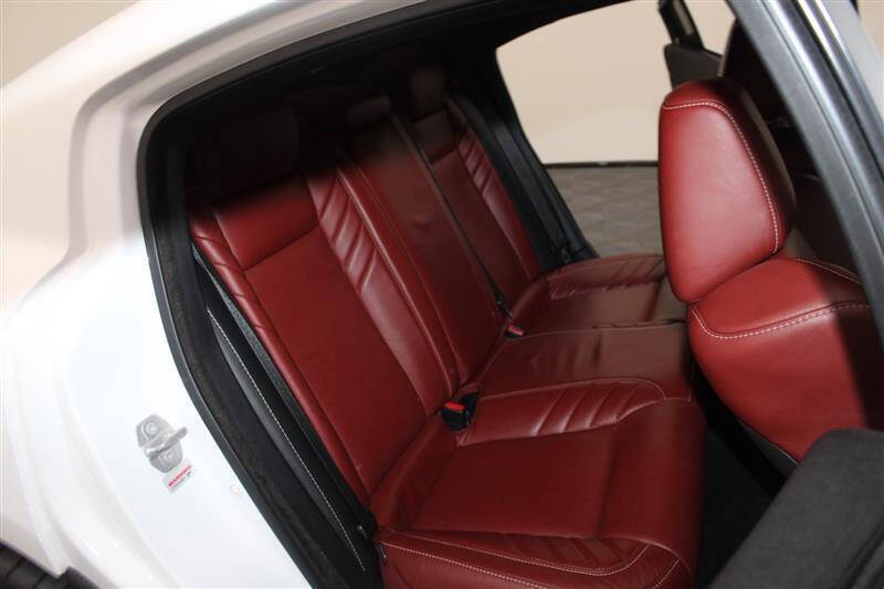 2015 Dodge Charger SRT Hellcat