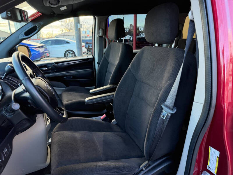 2014 Dodge Grand Caravan SE 30th Anniversary