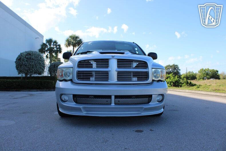 2005 Dodge Ram 1500 SRT-10