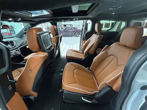 2026 Chrysler Pacifica Pinnacle