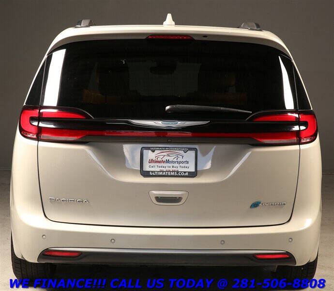 2021 Chrysler Pacifica Hybrid Pinnacle