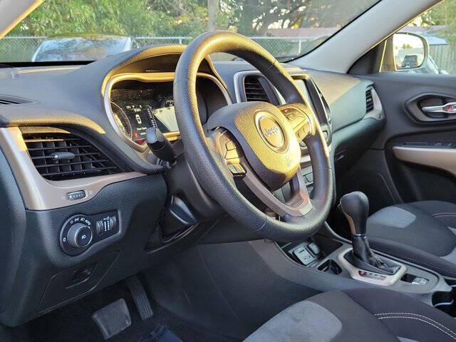 2018 Jeep Cherokee Latitude