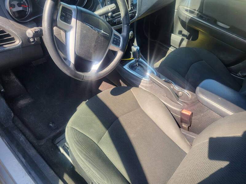 2012 Chrysler 200 Touring