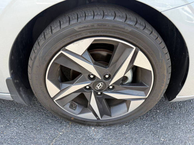 2023 Hyundai Elantra