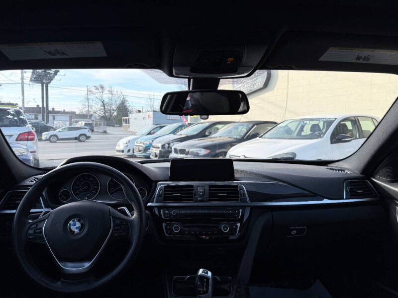 2017 BMW 3 Series 330e iPerformance