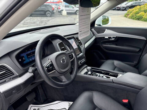 2023 Volvo XC90 B5 Core