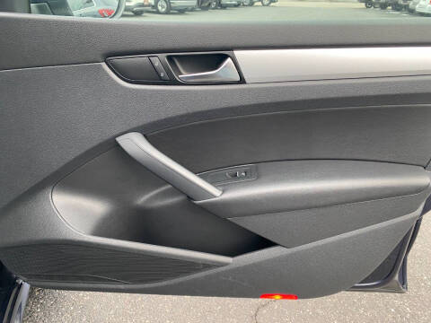 2012 Volkswagen Passat TDI SE