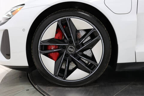 2022 Audi RS e-tron GT quattro