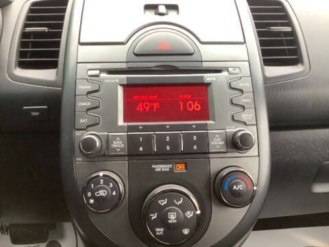 2010 Kia Soul +