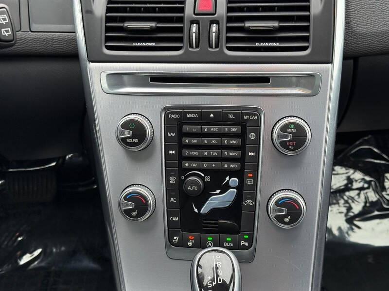 2017 Volvo XC60 T6 Dynamic