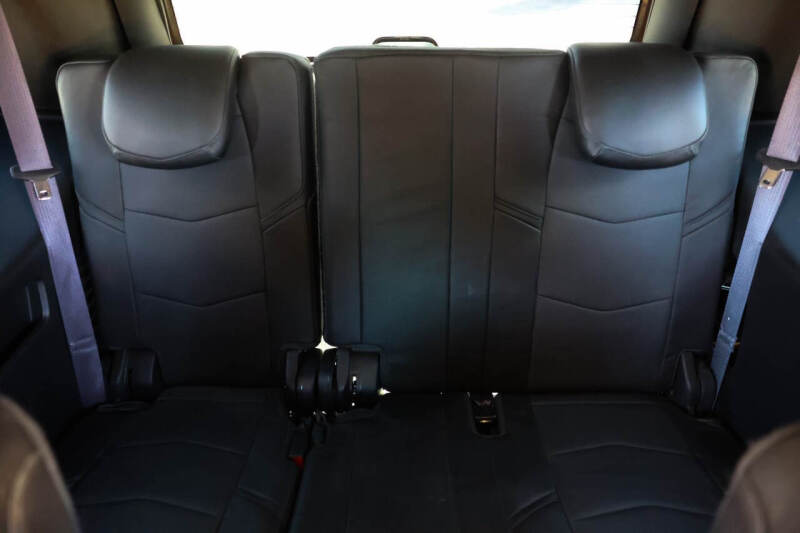 2016 Cadillac Escalade Platinum