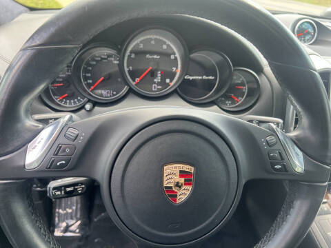 2012 Porsche Cayenne Turbo