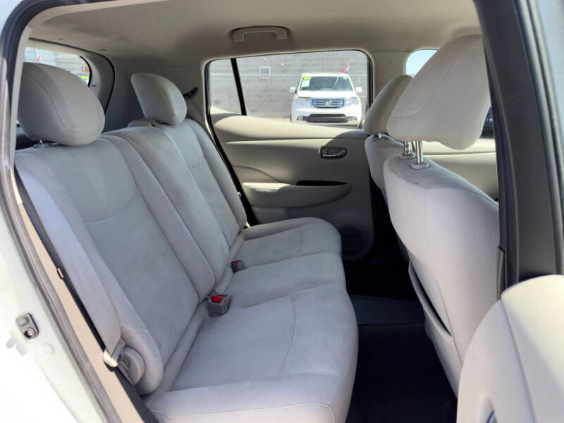2014 Nissan LEAF