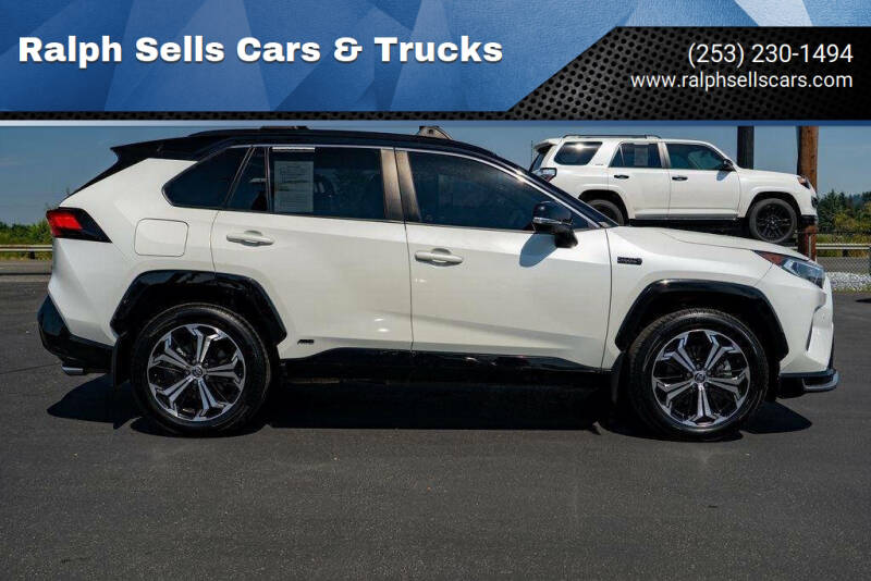 2021 Toyota RAV4 XSE's photo
