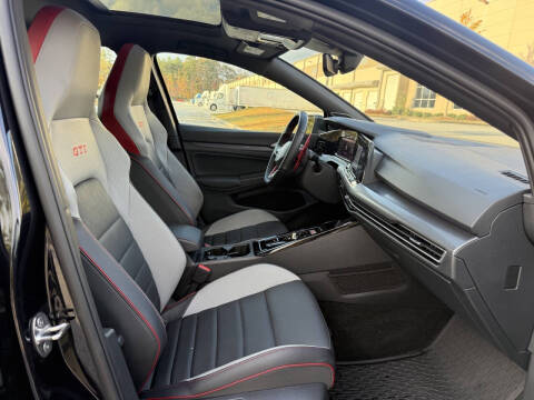 2024 Volkswagen Golf GTI SE