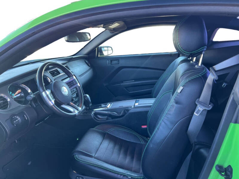 2013 Ford Mustang V6