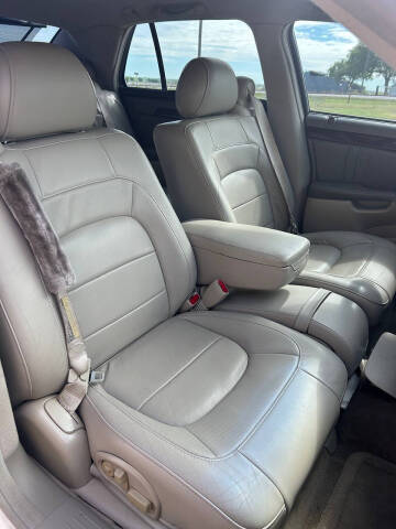 2004 Cadillac DeVille DHS