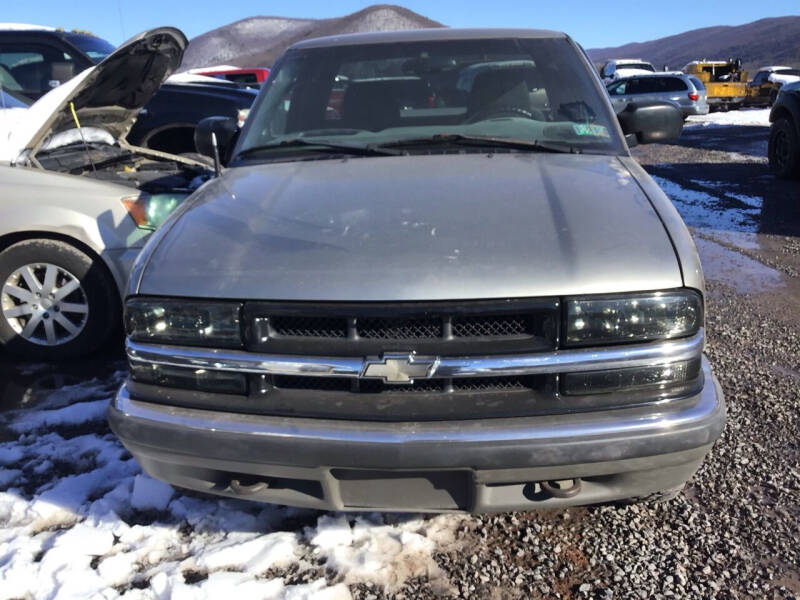 2003 Chevrolet S-10 LS