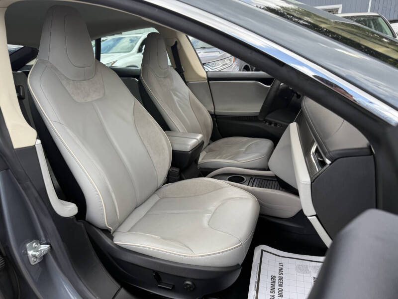 2013 Tesla Model S Performance