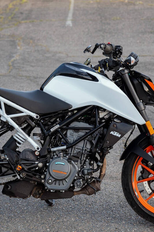 2021 KTM 200 Duke