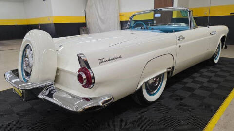 1956 Ford Thunderbird