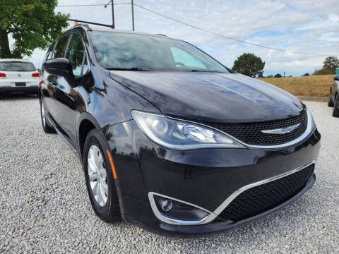 2017 Chrysler Pacifica Touring Plus