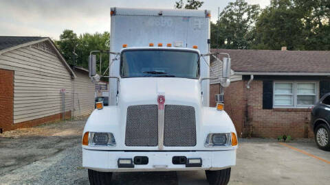2006 Kenworth T300