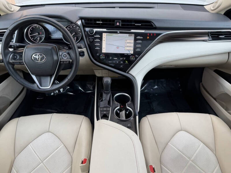 2018 Toyota Camry XLE V6