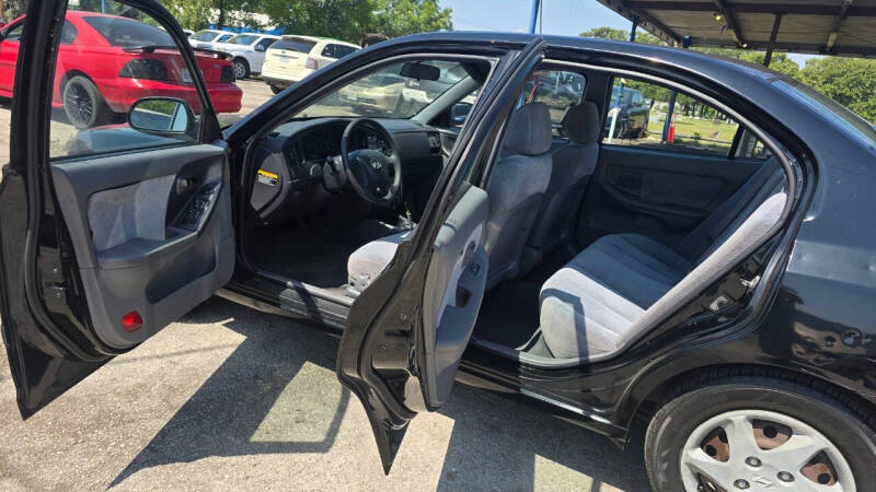 2005 Hyundai Elantra GLS