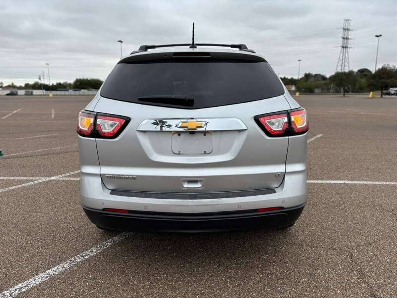 2017 Chevrolet Traverse LT