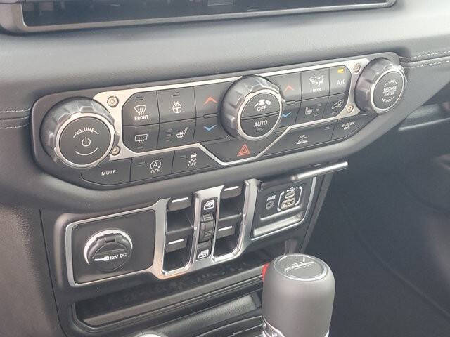 2025 Jeep Gladiator High Tide