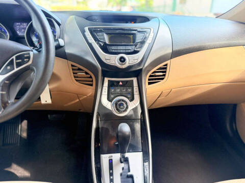 2011 Hyundai Elantra GLS